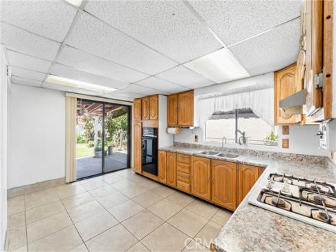 2414 W 6th Street , Santa Ana, CA