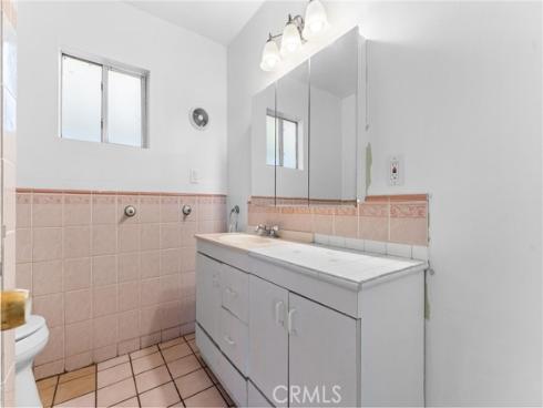 2414 W 6th Street , Santa Ana, CA