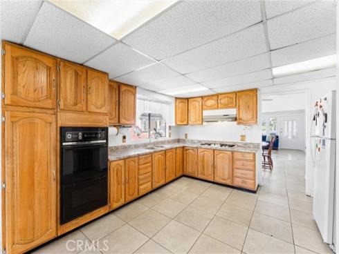 2414 W 6th Street , Santa Ana, CA