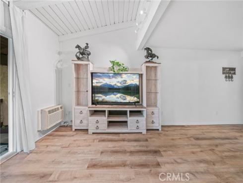 1000 W Macarthur 100 Boulevard, Santa Ana, CA