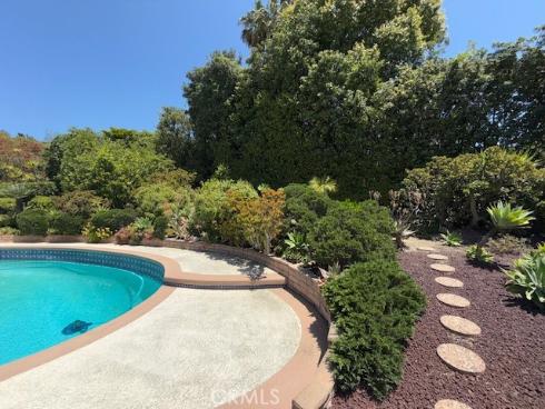 1502 Longmont Place, Santa Ana, CA
