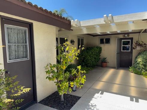 1502 Longmont Place, Santa Ana, CA