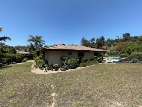 1502 Longmont Place, Santa Ana, CA