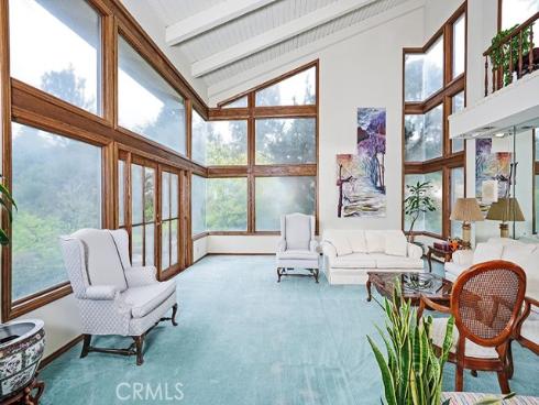 9752 Rangeview Drive, Santa Ana, CA