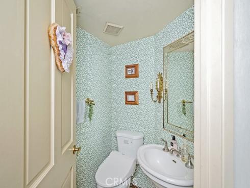 9752 Rangeview Drive, Santa Ana, CA