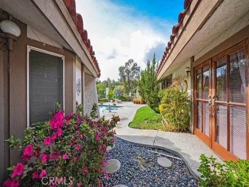 9752 Rangeview Drive, Santa Ana, CA