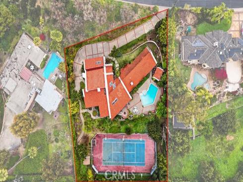 9752 Rangeview Drive, Santa Ana, CA