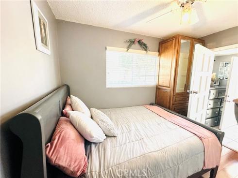 2506 W Pomona Street, Santa Ana, CA