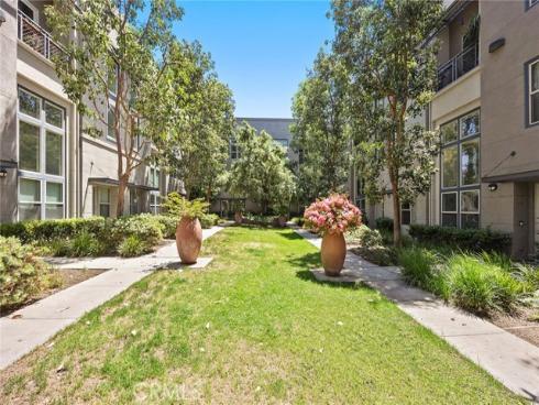 253 N Bush Street, Santa Ana, CA