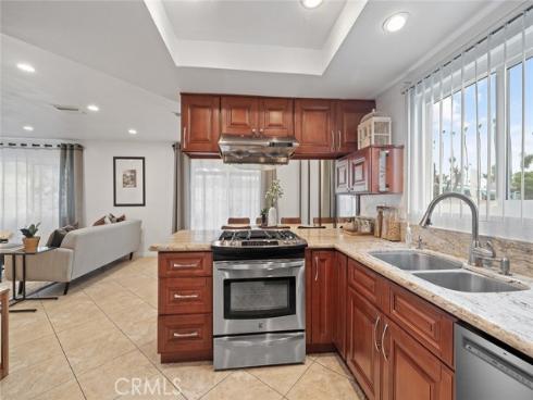 128 Fairview 1 Street, Santa Ana, CA