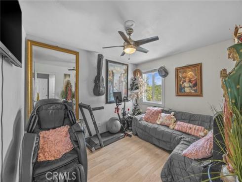 1709 S Townsend St , Santa Ana, CA