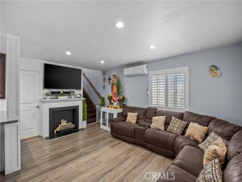 1709 S Townsend St , Santa Ana, CA