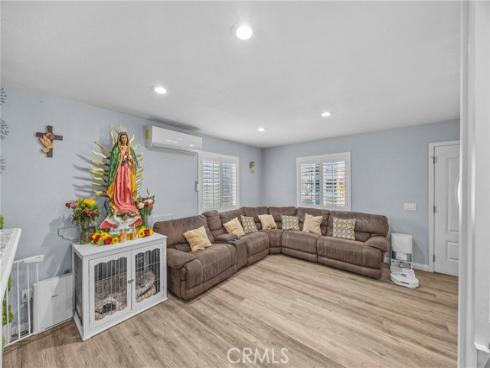 1709 S Townsend St , Santa Ana, CA