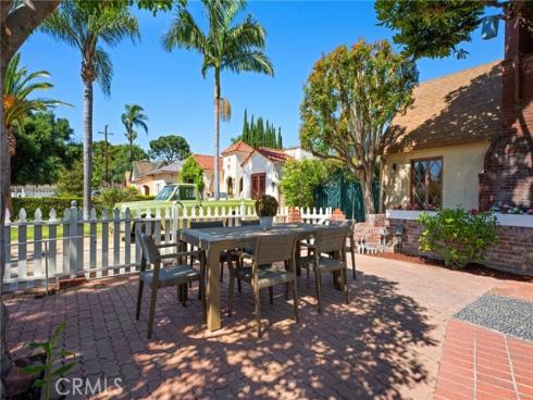 2415 N French Street, Santa Ana, CA