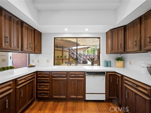 2415 N French Street, Santa Ana, CA