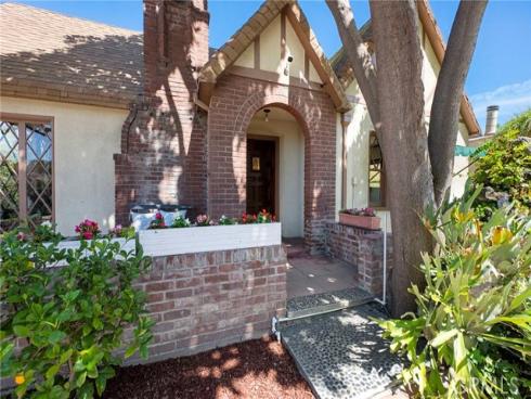 2415 N French Street, Santa Ana, CA