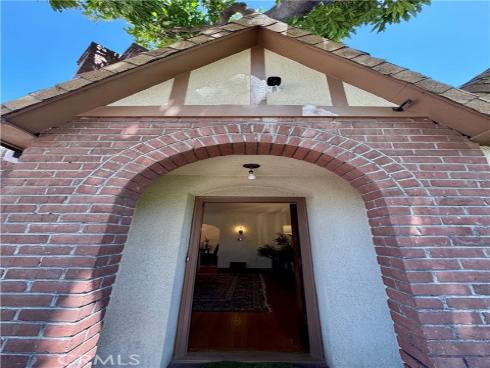 2415 N French Street, Santa Ana, CA