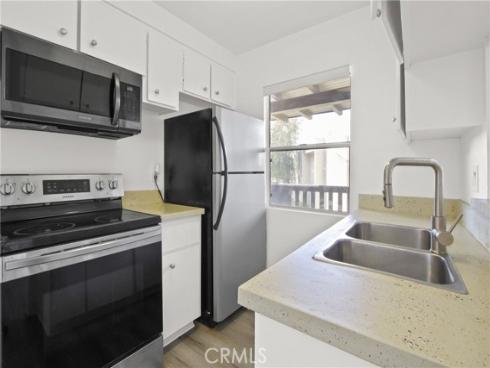 1345  Cabrillo Park  J08  Drive, Santa Ana, CA