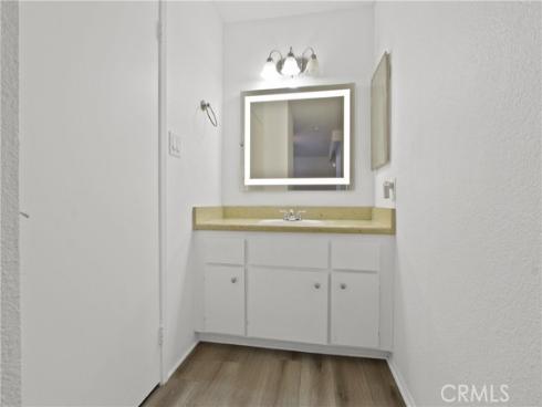 1345  Cabrillo Park  J08  Drive, Santa Ana, CA