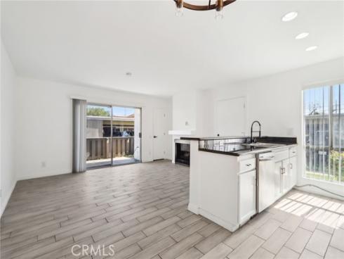 2827 S Fairview O Street, Santa Ana, CA