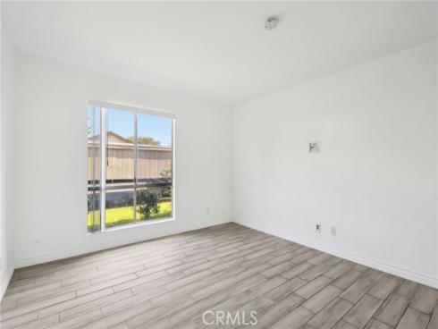 2827 S Fairview O Street, Santa Ana, CA