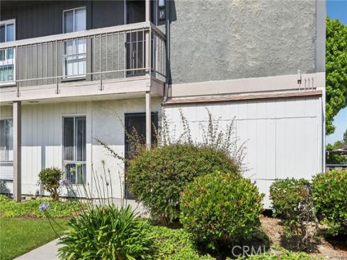 2827 S Fairview O Street, Santa Ana, CA