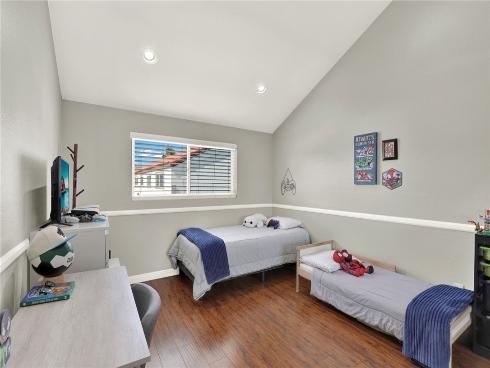 2501 W Sunflower A5 Avenue, Santa Ana, CA