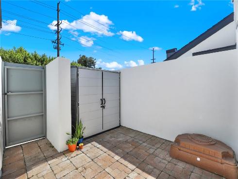 2501 W Sunflower A5 Avenue, Santa Ana, CA