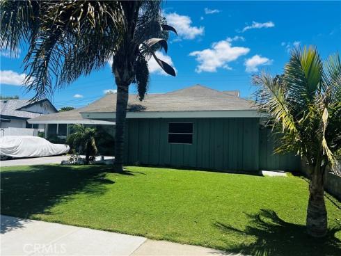 2113 N Lewis Street, Santa Ana, CA