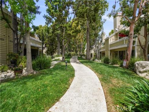 3690 S Bear 5 Street, Santa Ana, CA