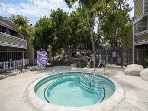 3690 S Bear 5 Street, Santa Ana, CA