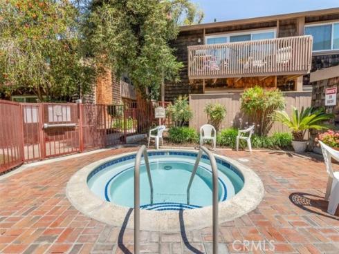 1084 Cabrillo Park B Drive, Santa Ana, CA