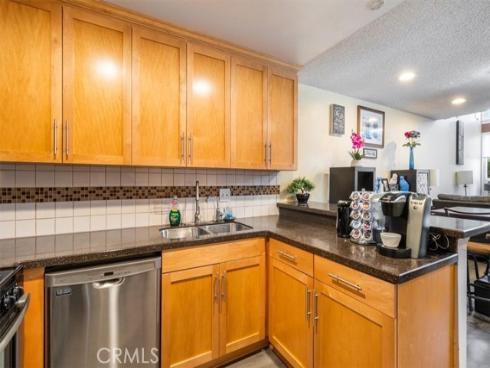 1084 Cabrillo Park B Drive, Santa Ana, CA