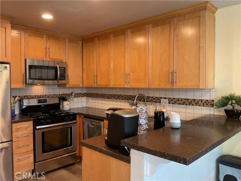 1084  Cabrillo Park  B  Drive, Santa Ana, CA