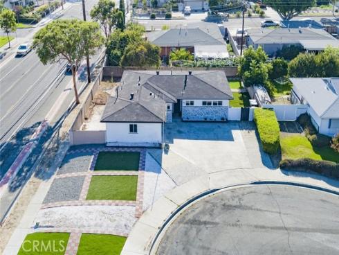 902 Alene Circle, Santa Ana, CA