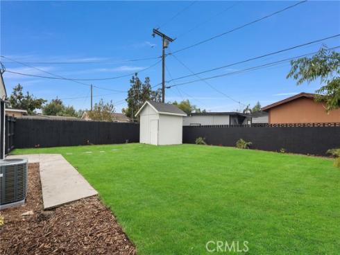 2220 Halladay Street, Santa Ana, CA