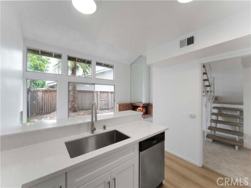 1404 N Tustin H1 Avenue, Santa Ana, CA