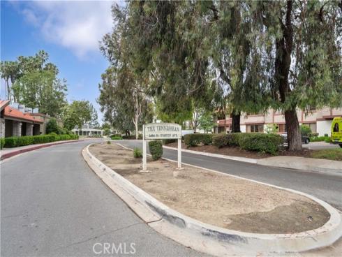 1404 N Tustin  H1  Avenue, Santa Ana, CA