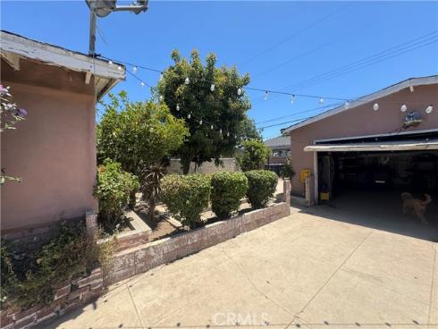 2124 W Civic Center Drive, Santa Ana, CA