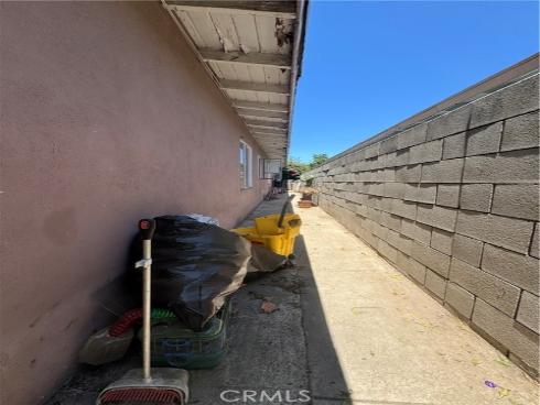 2124 W Civic Center Drive, Santa Ana, CA