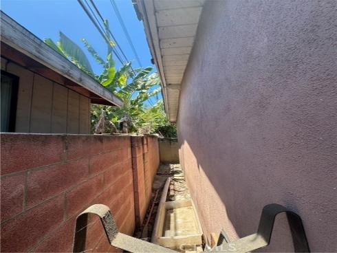 2124 W Civic Center Drive, Santa Ana, CA