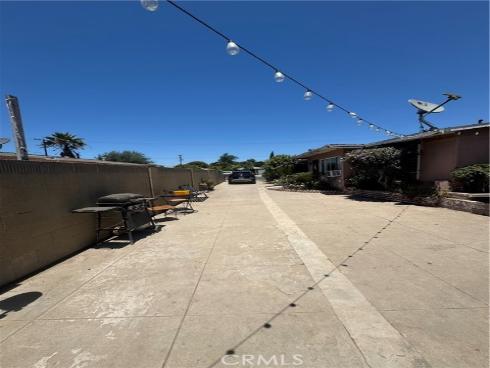 2124 W Civic Center   Drive, Santa Ana, CA