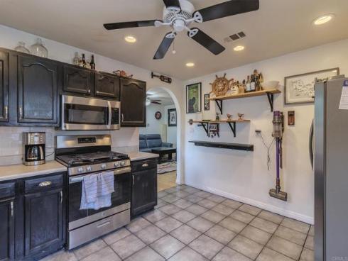 823 N Towner , Santa Ana, CA