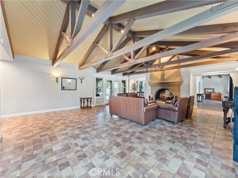 1345 Cabrillo Park L16 Drive, Santa Ana, CA