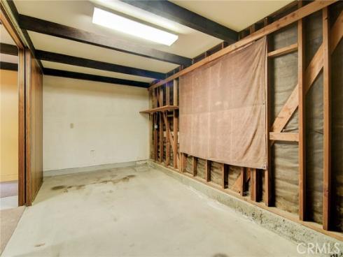 1924 W Secrest Way, Santa Ana, CA