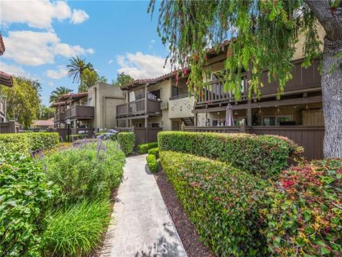 1345 Cabrillo Park S16 Drive, Santa Ana, CA