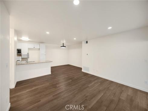 2501 W Sunflower H1 Avenue, Santa Ana, CA