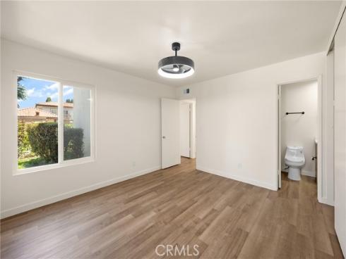 2501 W Sunflower H1 Avenue, Santa Ana, CA