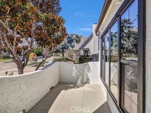 2327  Bonnie Brae  , Santa Ana, CA