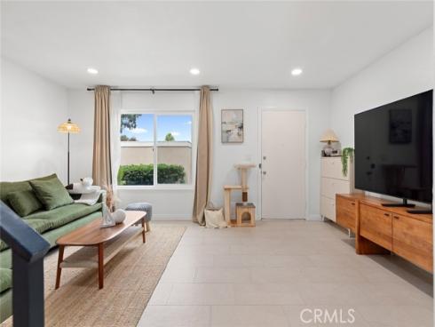 3021 S Sycamore  D  Street, Santa Ana, CA